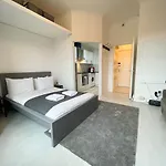 1 Bedroom Main Street Apartment Glasgow
