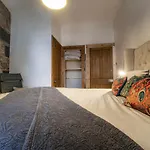 2 Bed In Great Location 15-20 Minutes Walk To Sec
