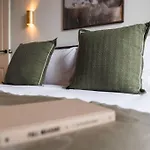 The West End Retreat - Your Luxurious 5* Apartment