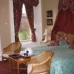 Ewington City Hotel