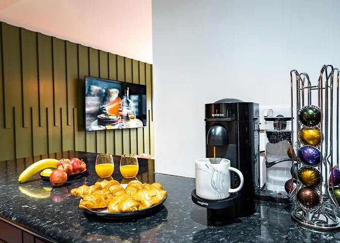 The Arran Suite - Your Stylish Scottish Getaway!