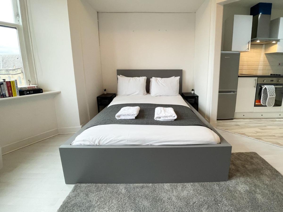 1 Bedroom Main Street * Glasgow