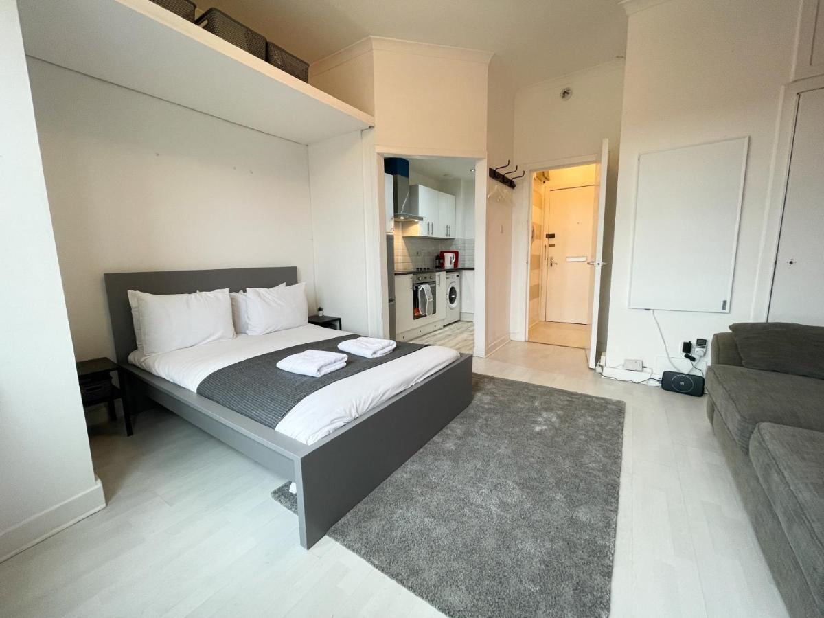 1 Bedroom Main Street *
