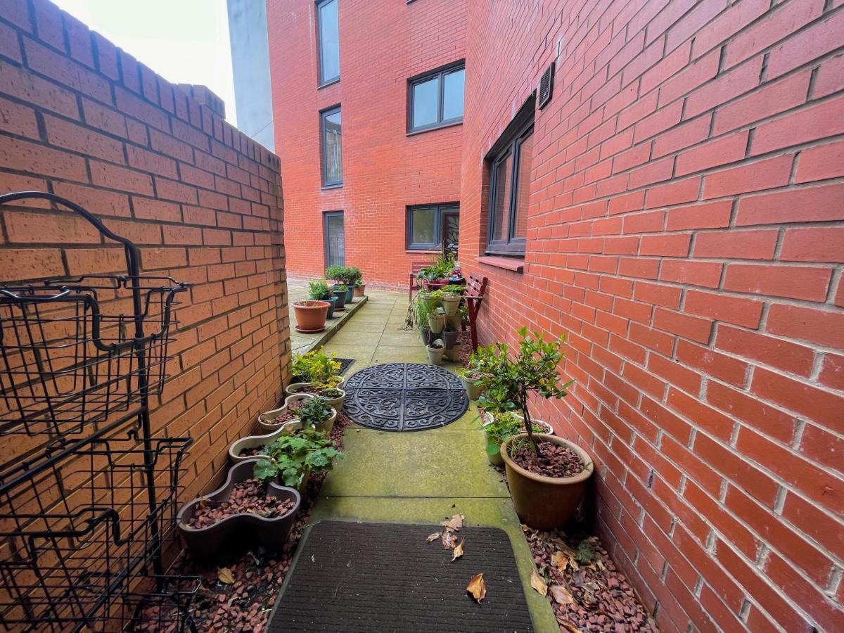 Kelvingrove 2 Bedroom - Private Parking Apartment Glasgow