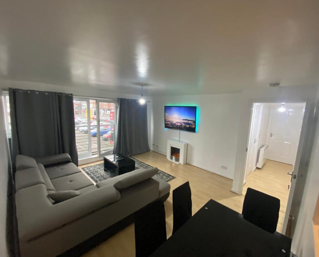 Prime Central Location 2bedapartmentsecure Parking