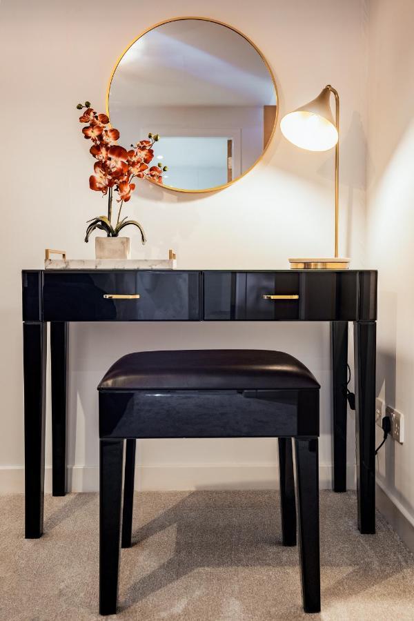 The Arran - Your Stylish Scottish Getaway! Apartment
