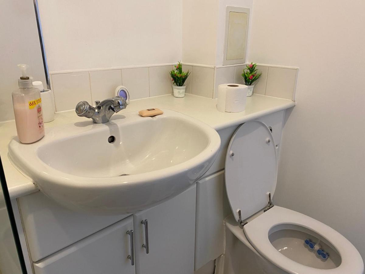 Apartment Prime Central Location 2bedapartmentsecure Parking *