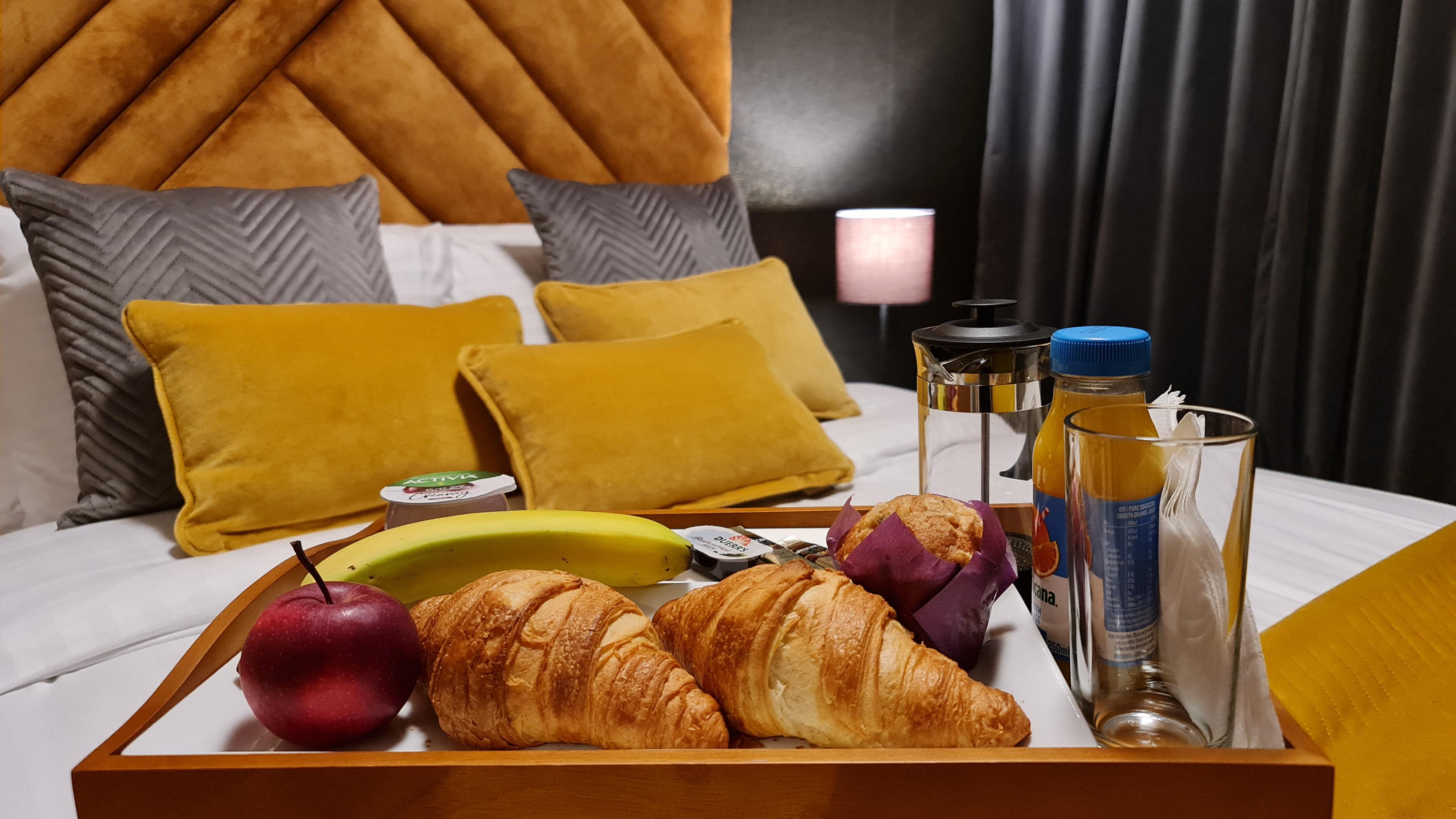 Metro Aparthotel