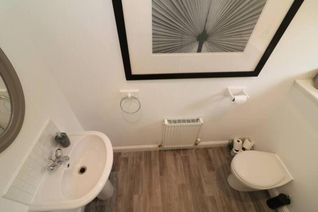 Large 5 Bedroom Townhouse Close To Center Apartment Glasgow