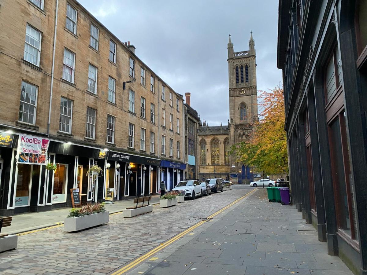 Lovely 1-bed In Merchant Apartment *