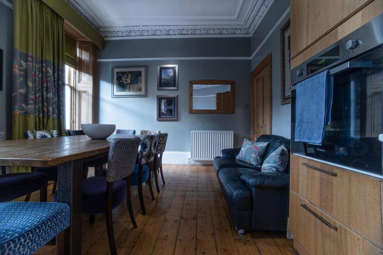 Apartment 2 Bed In Great Location 15-20 Minutes Walk To Sec Glasgow