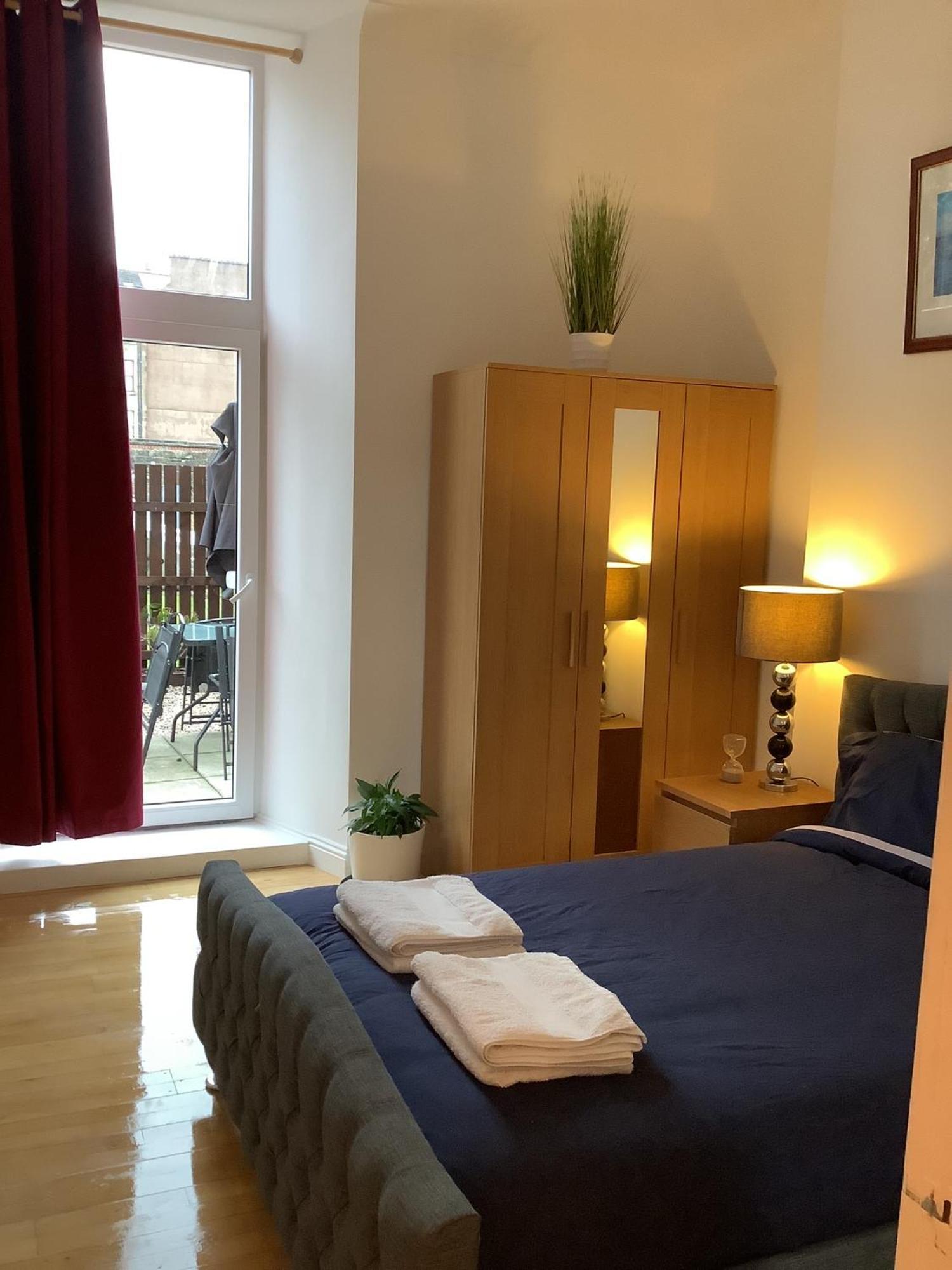 Ground Floor With Garden * Glasgow