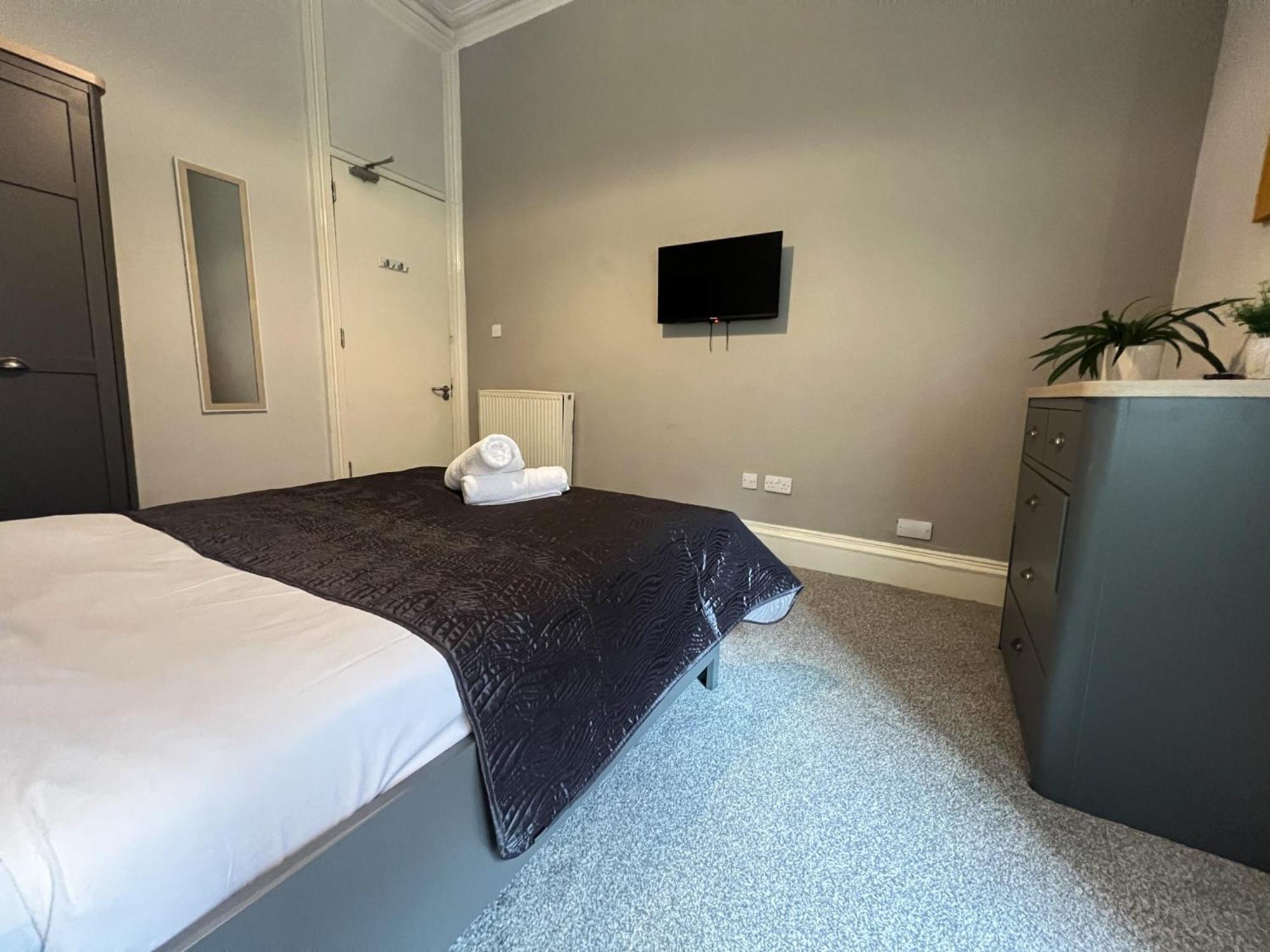 Apartment Centre 5 Bedroom Flat On Sauchiehall Street