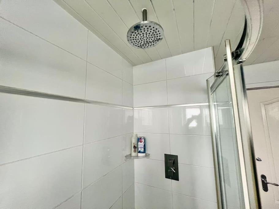 Holiday home Ideal 3 Bed In With Free Parking