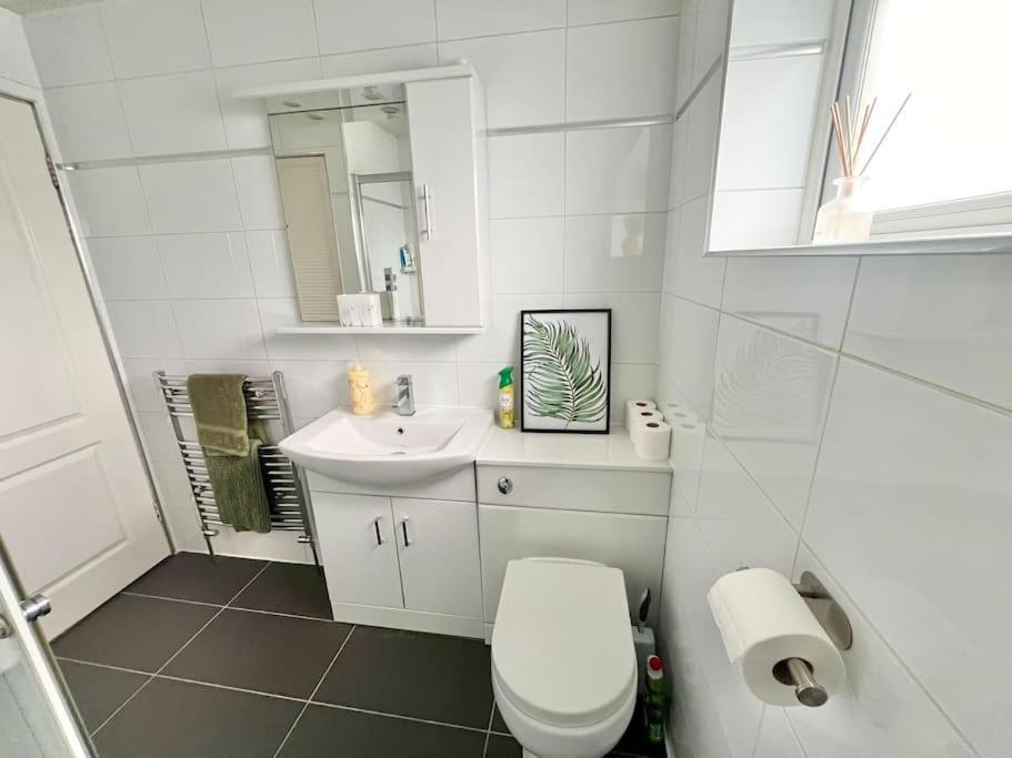 Holiday home Ideal 3 Bed In With Free Parking Glasgow