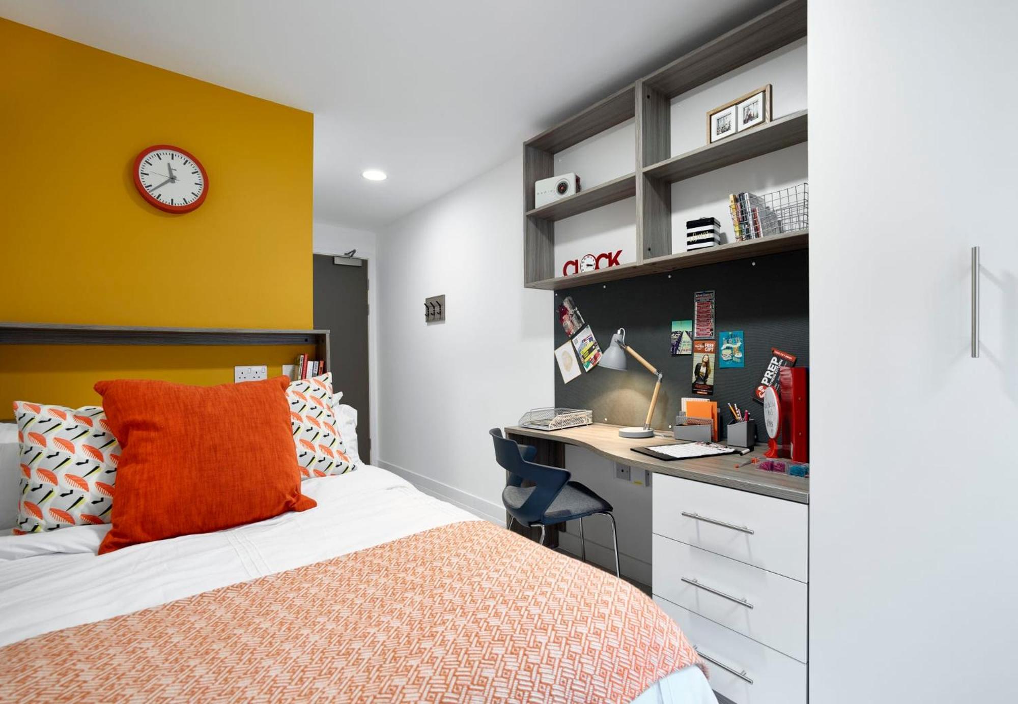 For Students Only Foundry Courtyard In Apartment Glasgow