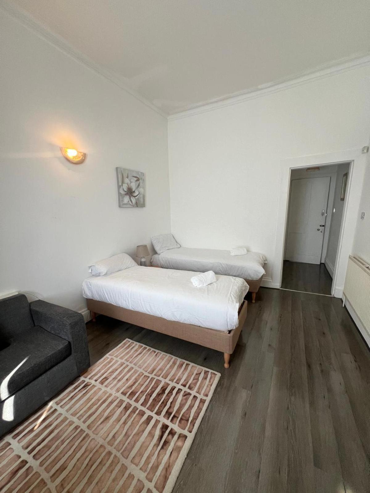 City Guest house *