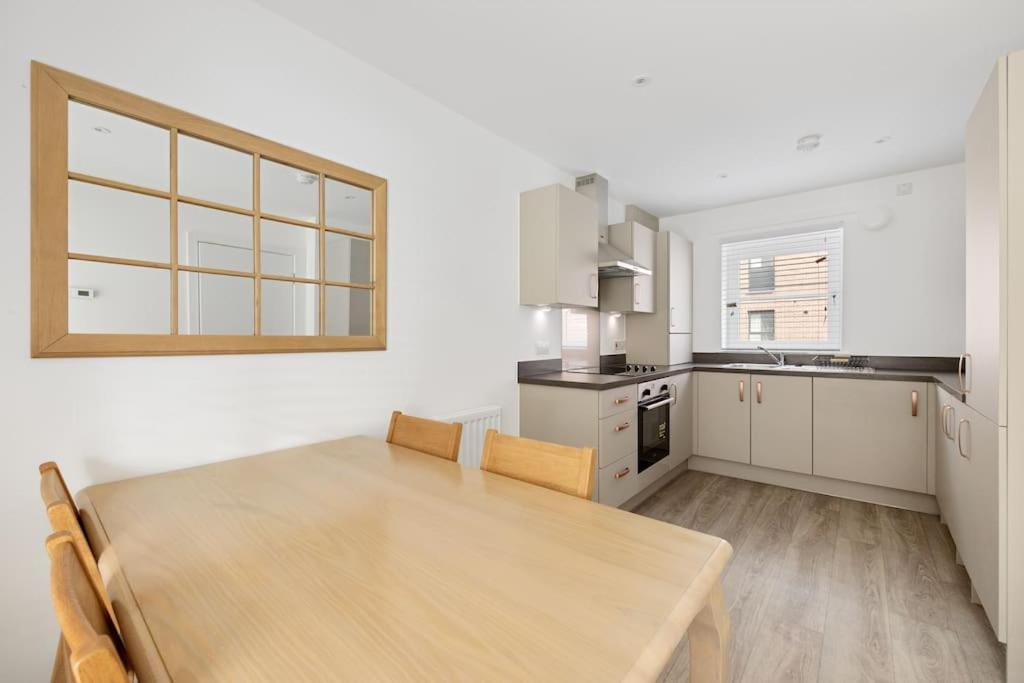 Dunmore Rooftop Holiday home