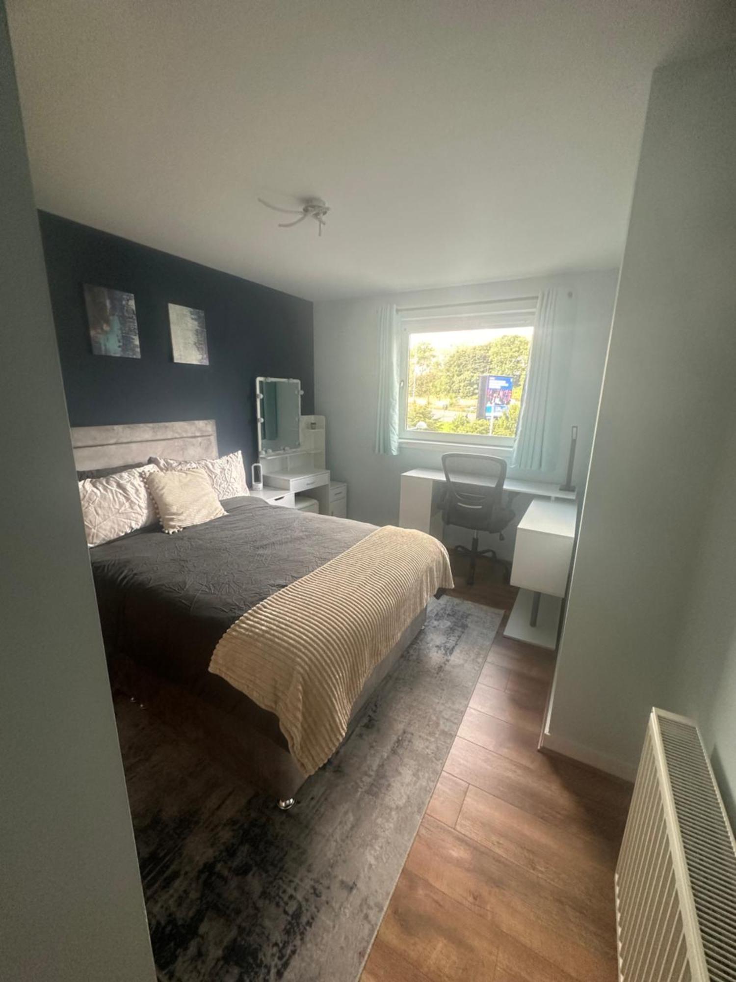 Cosy And Stylish 2-bedrooms,2-bathroom Prime Location