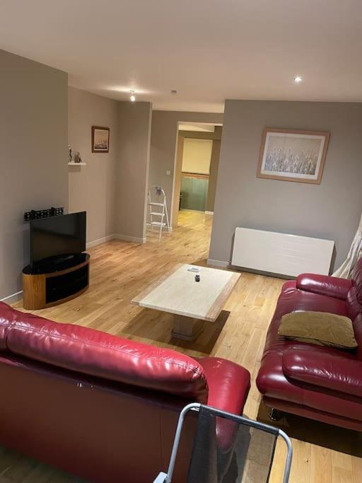 Apartment 4 Bedroom Duplex Westend