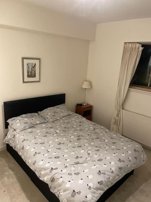 4 Bedroom Duplex Westend Apartment *