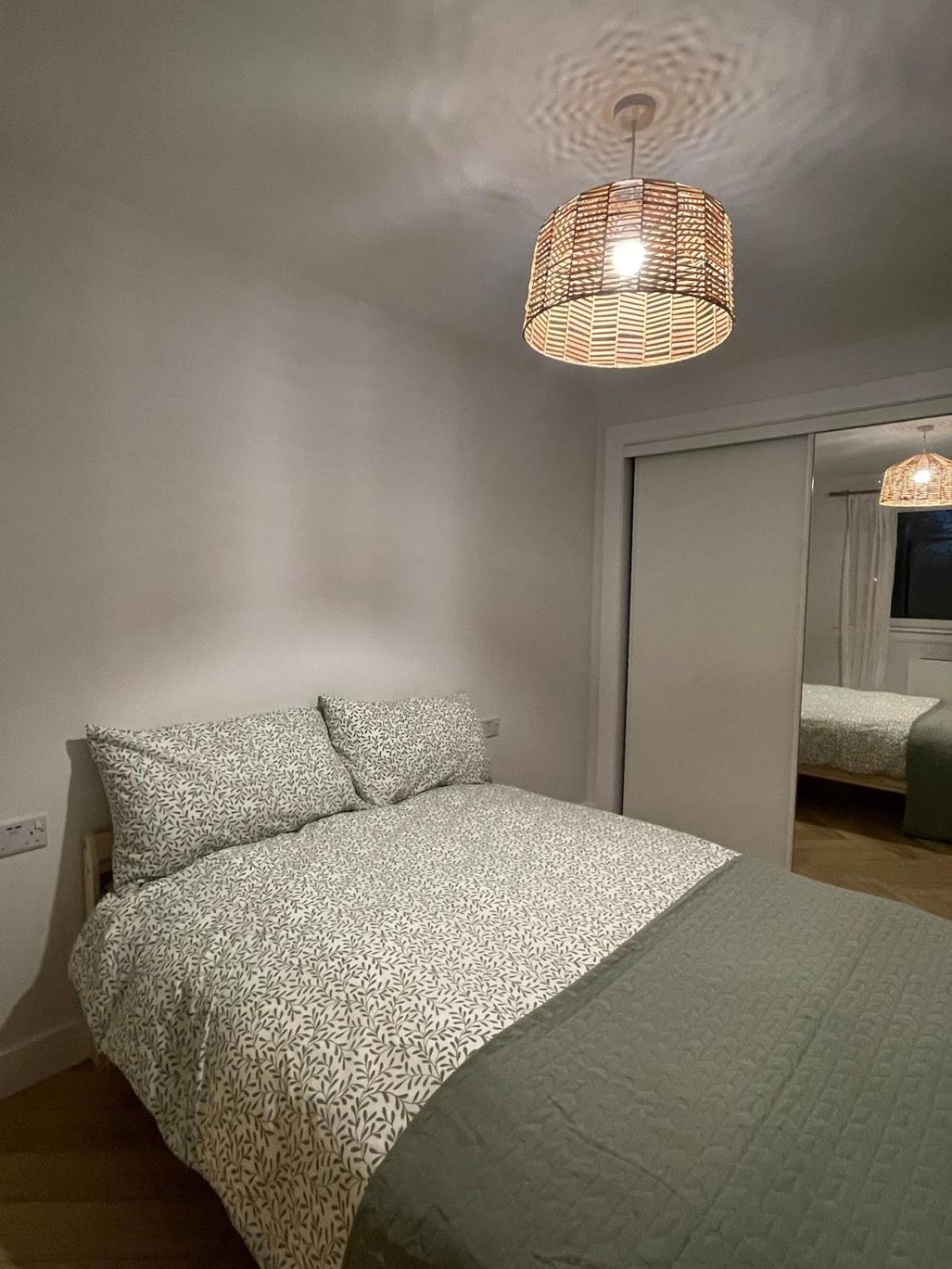 2 Bed On The