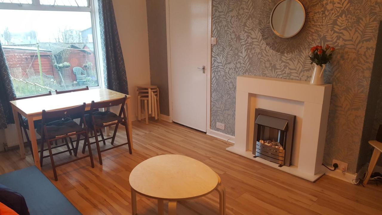 Dragon - Chirnside House 3 Bedroom * Glasgow