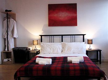 The B Suites 3*