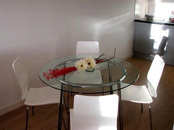 The B Suites