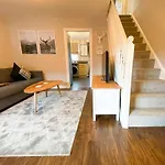 Modern Luxury 2Bed Scottish Home