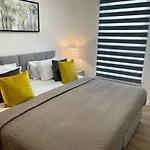 Glasgow East Apartments