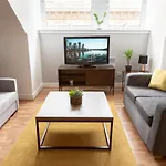 Modern Merchant City Apartment By George Square
