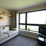 Sec/ Hydro Two Bed Flat With Free Parking And Great View