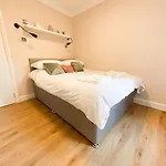 Glasgow 2Bd City Centre Apartment - Free Private Parking
