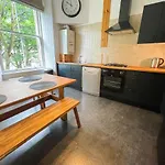 Glasgow West End Apartment - Botanic Gardens