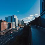 The Skyline Suite - *Private Balcony* *Views*