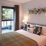 Riverside West End Apartment