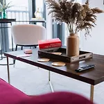 The Lusso Suite - 2Br - A 5* Escape Like No Other
