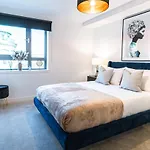 The Lusso Suite - 2Br - A 5* Escape Like No Other