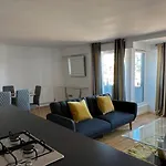 Modern & Spacious 2 Bed Merchant City Apart-High St