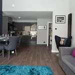 Merchant City Bell Apartment