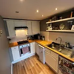 1 Bedroom Flat In Tolcross, Glasgow Top Floor.