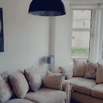 Bearsden Road Apartment