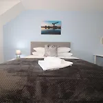Signature - Railway House 5 Bed