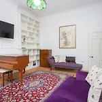 Pass The Keys Artistic And Stylish 2 Bedroom Flat In City Centre