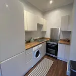 2 Bedroom Flat In Glasgow West End