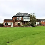 Signature - Greenlees Clubhouse
