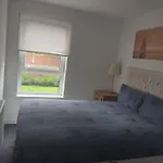 City, Celtic Park & Emirates Stadium Apartment, For Families Or Age Over 23