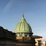 City View - A Stunning 2 Bed Apartment