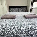 Lovely 3 Bed Home In Glasgow With Free Parking